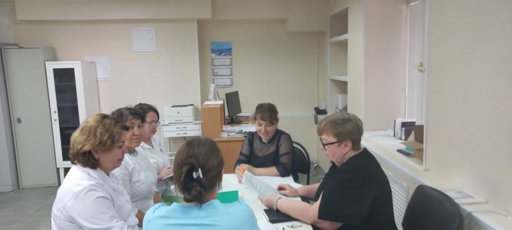 Встреча команды, посвященная вопросам инфекционной безопасности